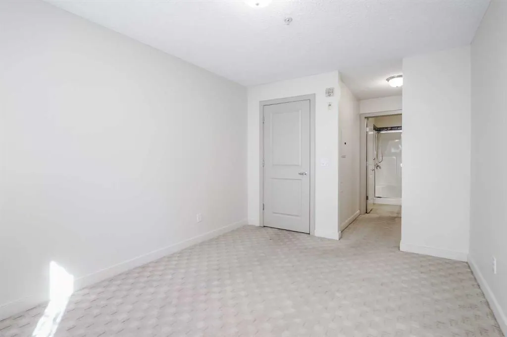 2233 34 Avenue SW, #141
