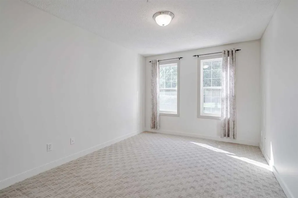 2233 34 Avenue SW, #141