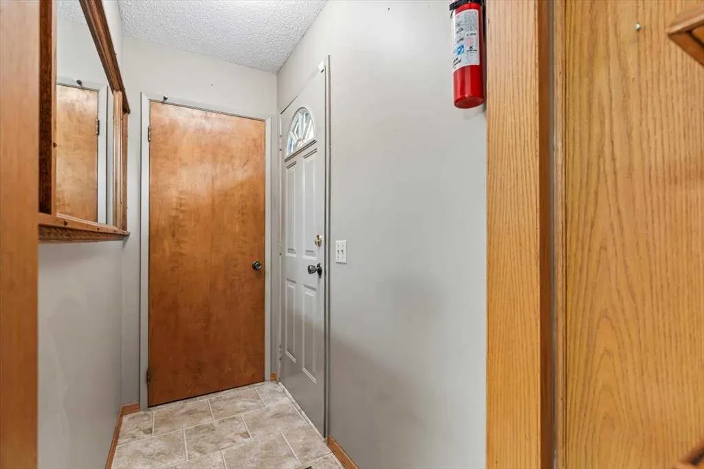 13111 Lake Arrow Road SE