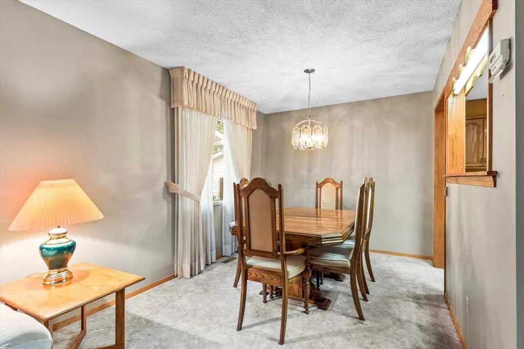 13111 Lake Arrow Road SE