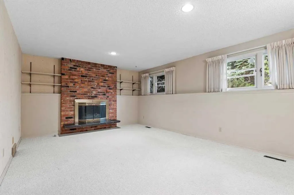 13111 Lake Arrow Road SE