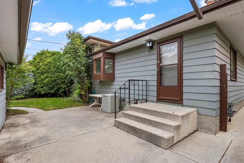 13111 Lake Arrow Road SE