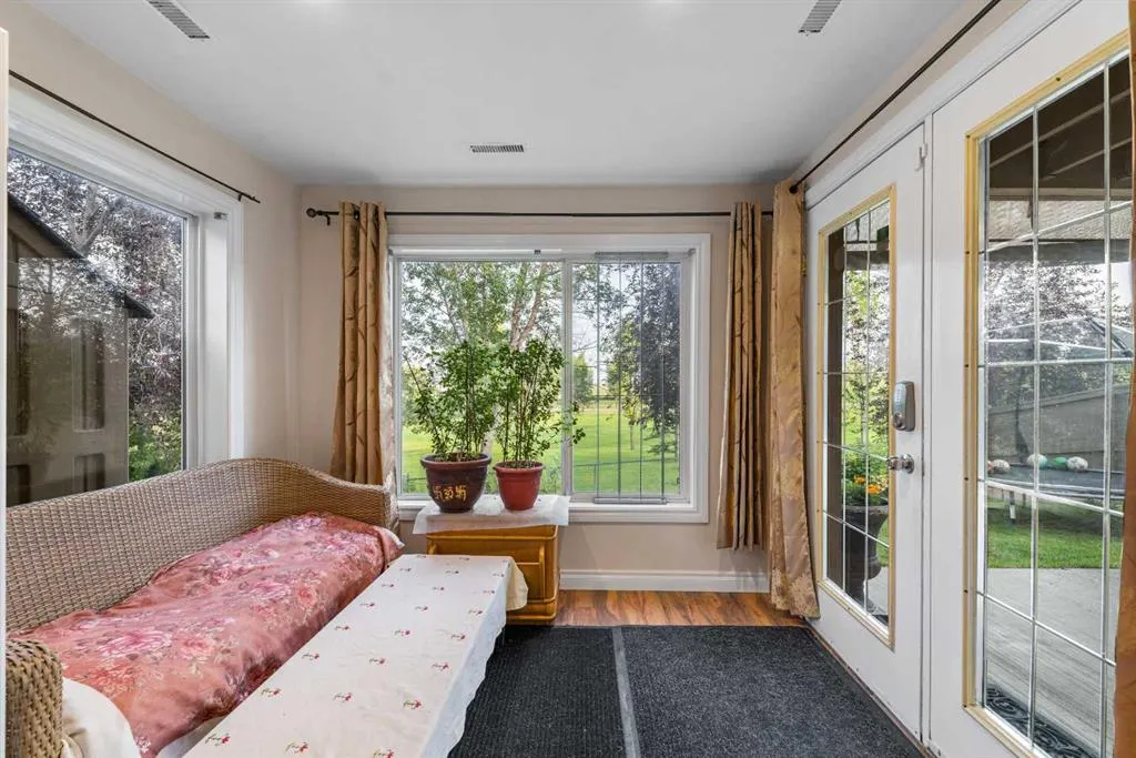 57 Somerglen Park SW