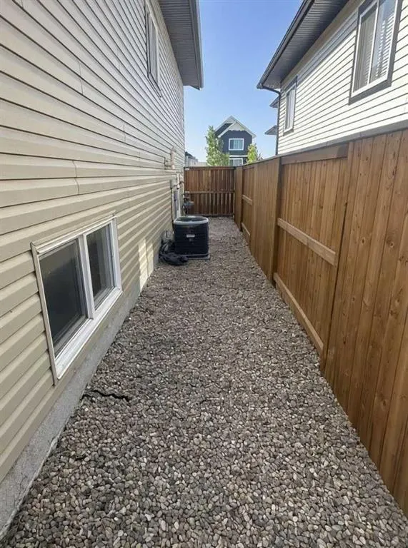 115 Aurora Heights