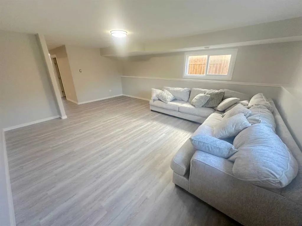 115 Aurora Heights