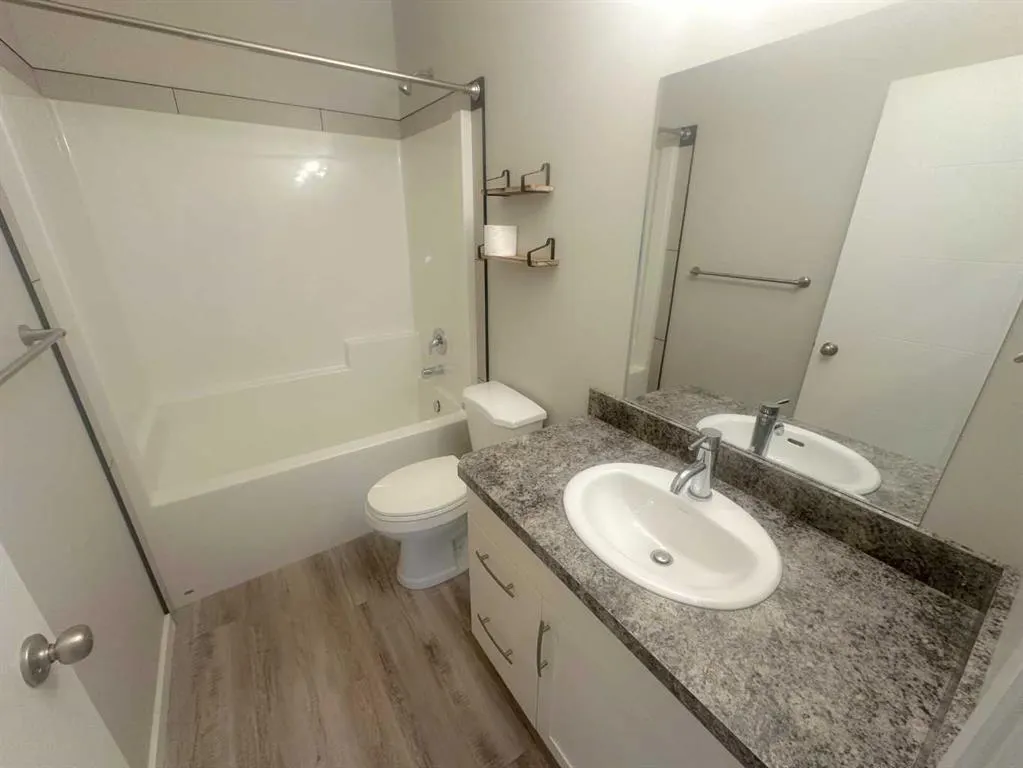 115 Aurora Heights