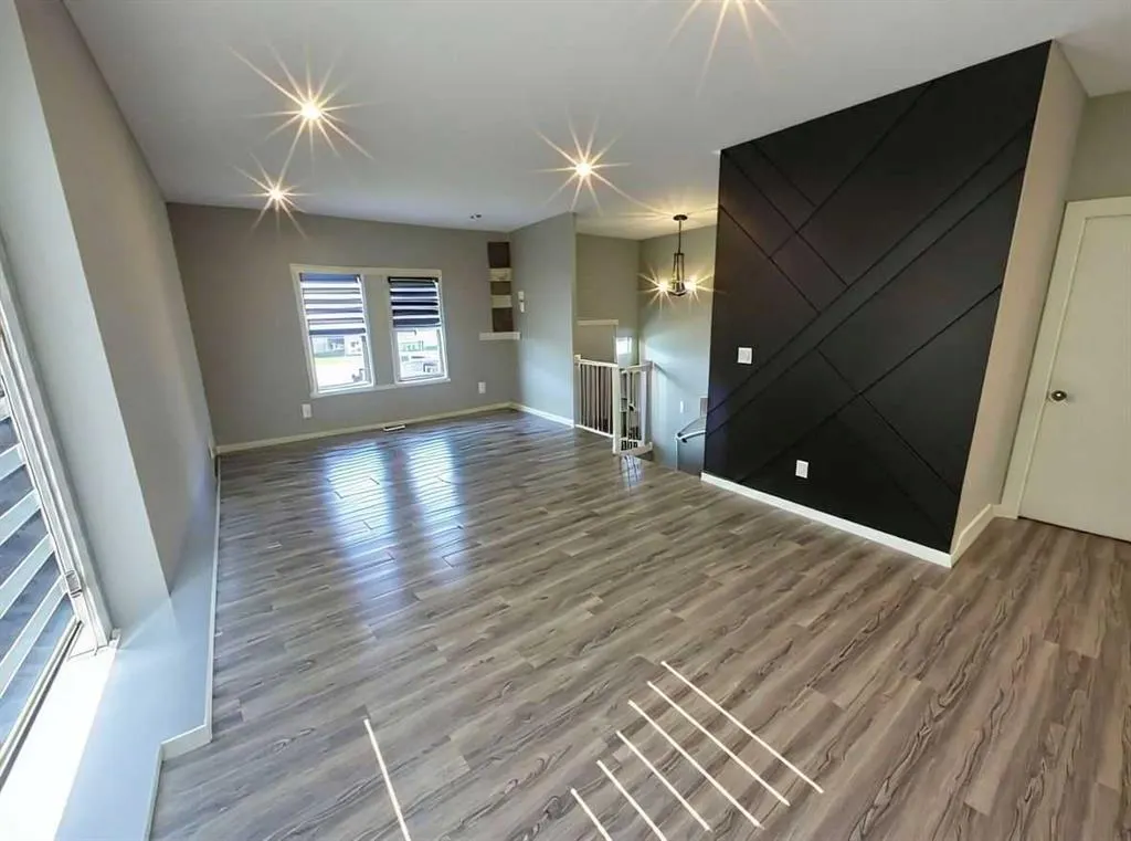 115 Aurora Heights