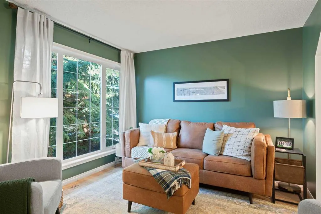 42 Chaparral Grove SE