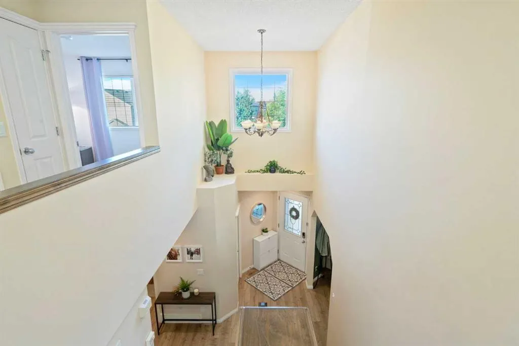 42 Chaparral Grove SE