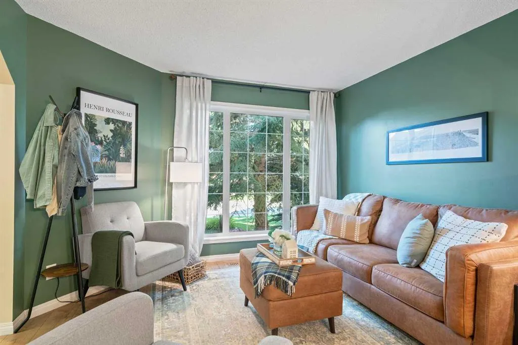 42 Chaparral Grove SE