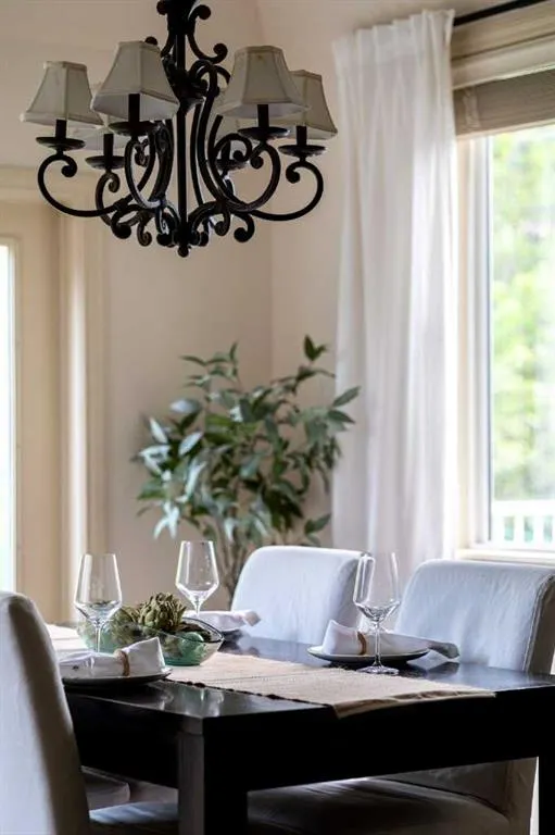 181 Gleneagles View