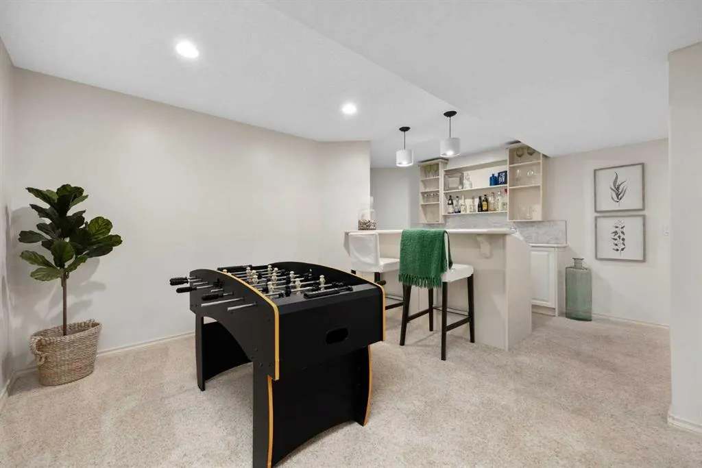 181 Gleneagles View