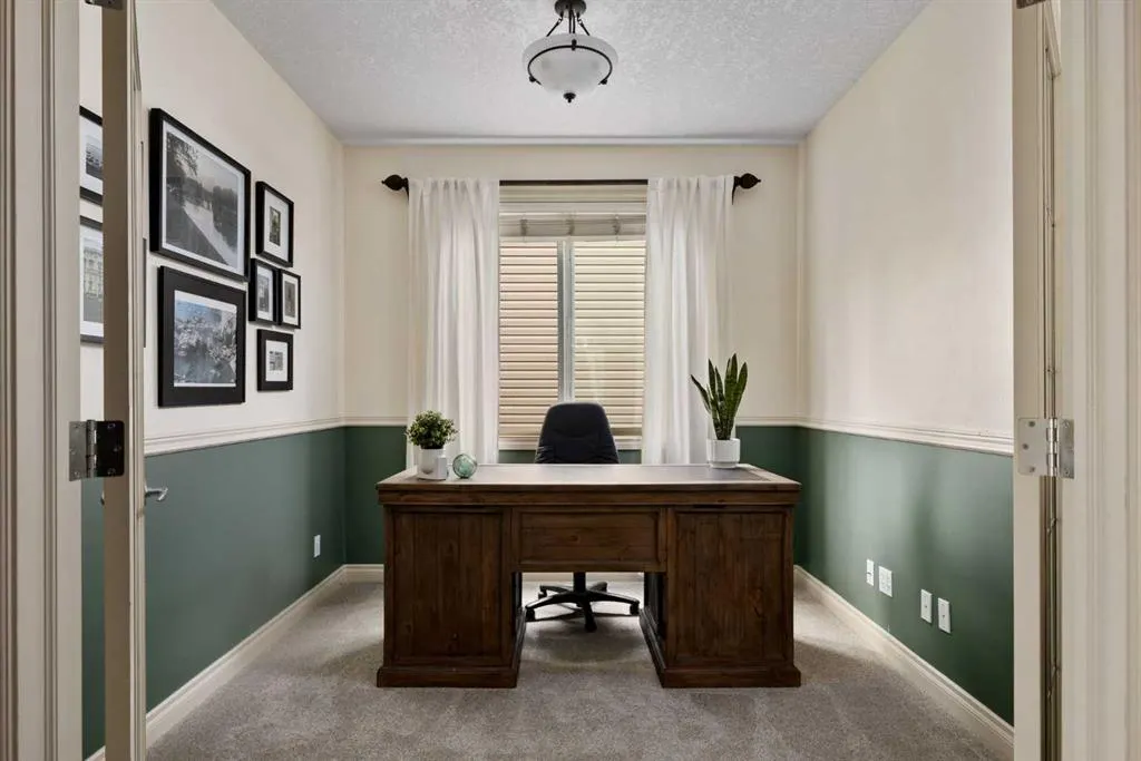 181 Gleneagles View