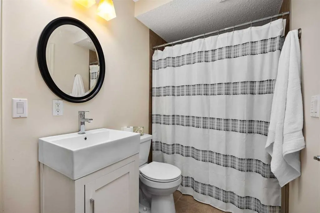 181 Gleneagles View
