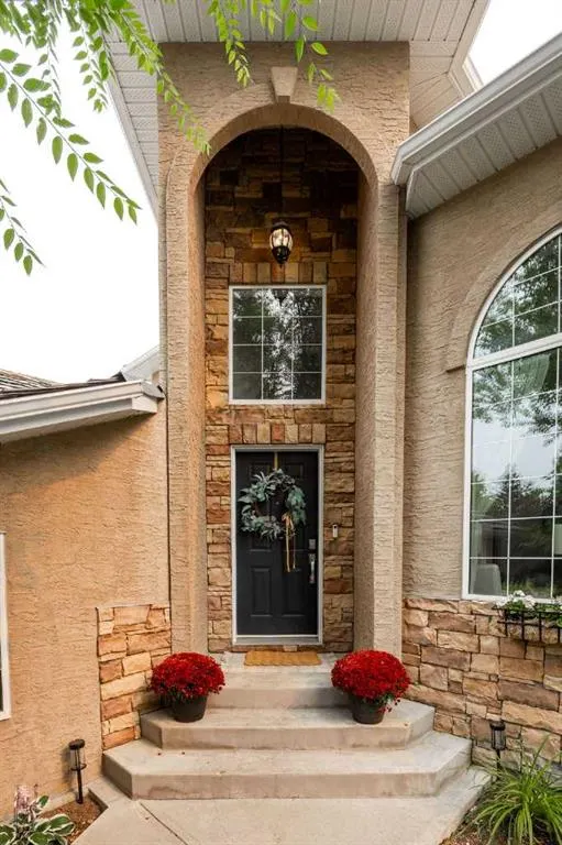181 Gleneagles View