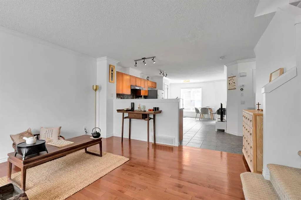 216 Toscana Gardens NW