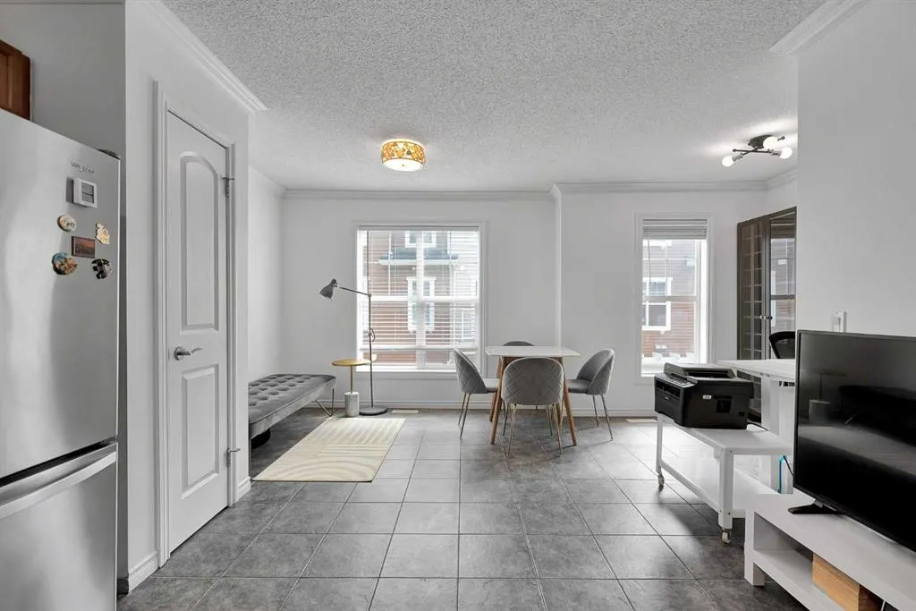 216 Toscana Gardens NW