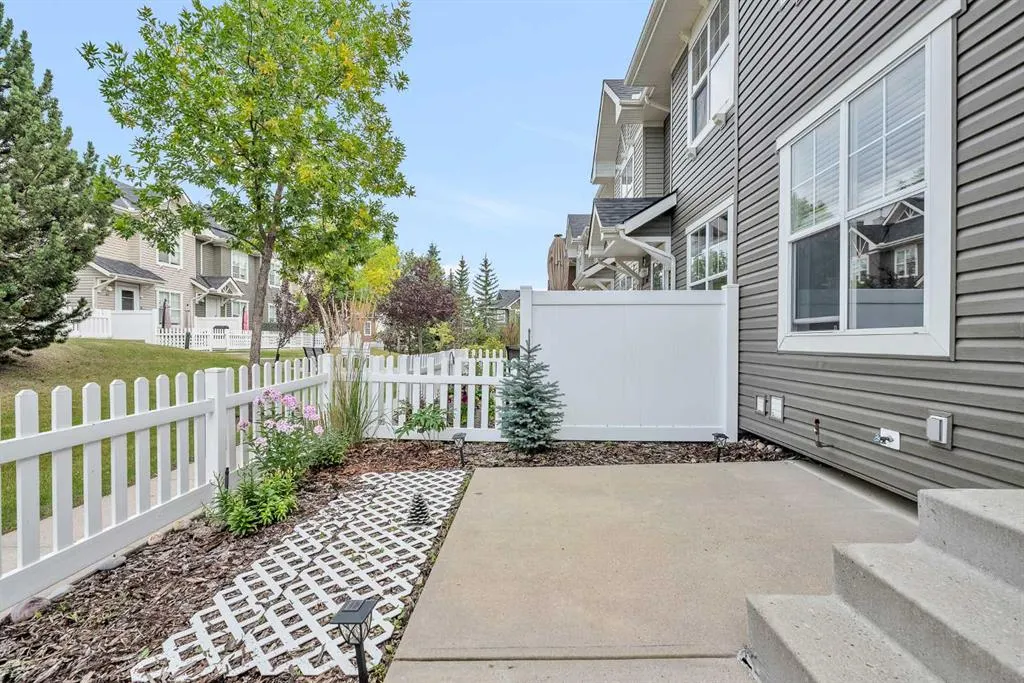 216 Toscana Gardens NW