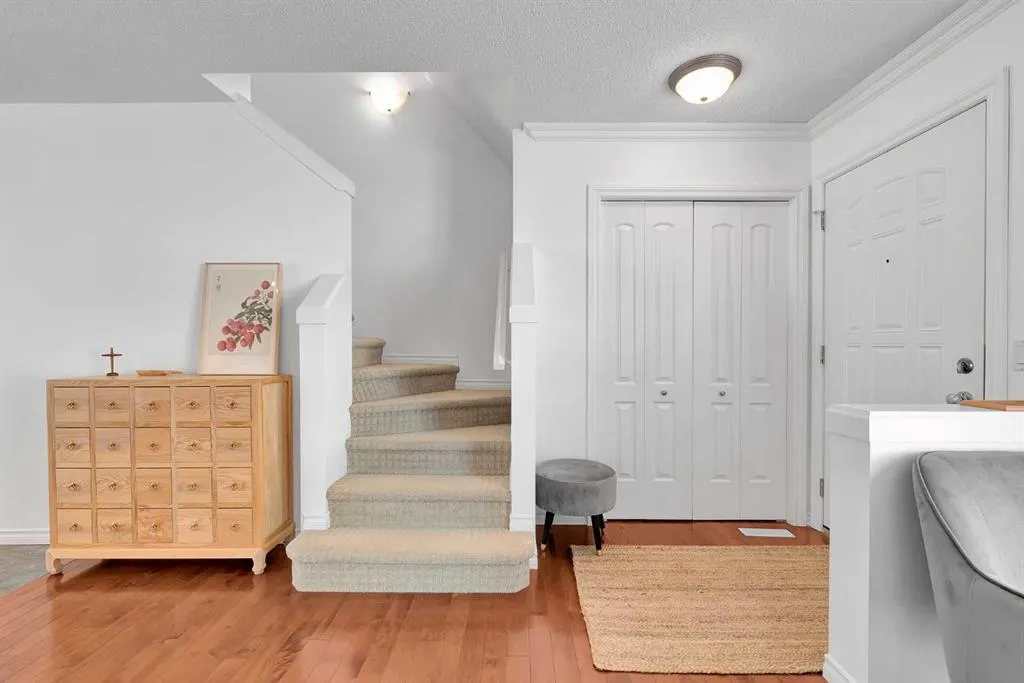 216 Toscana Gardens NW
