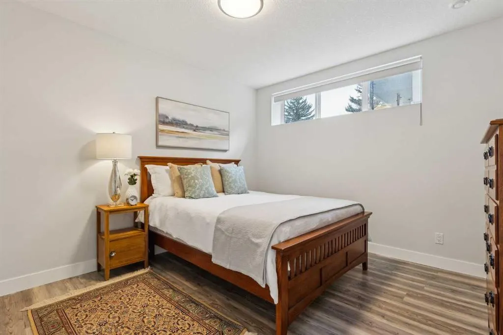 10 Glenmount Crescent SW