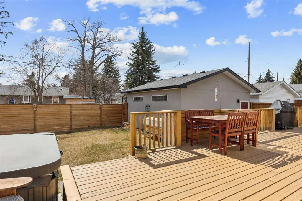 10 Glenmount Crescent SW
