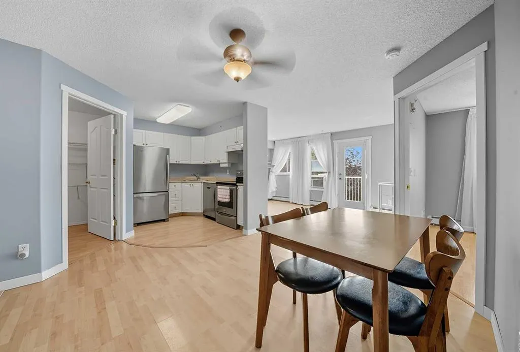 56 Carroll Crescent, #306