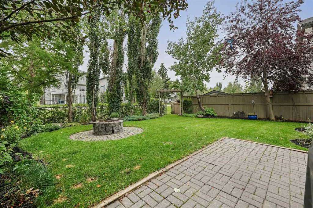 37 Coopers Close SW