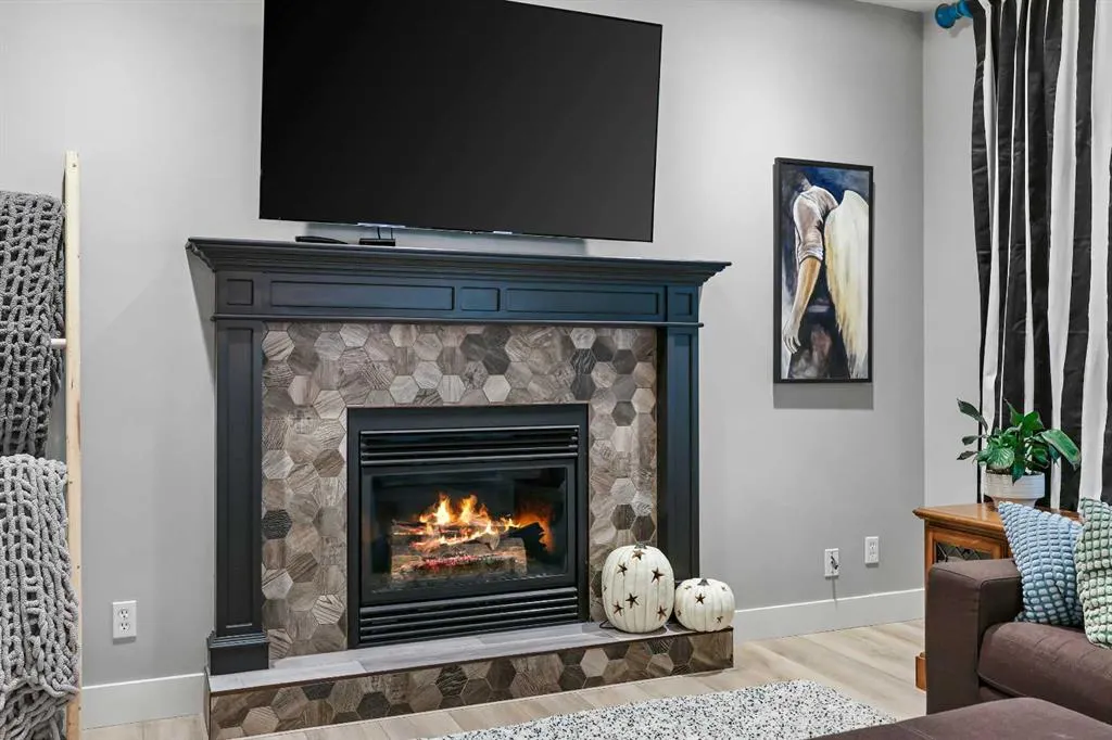 37 Coopers Close SW