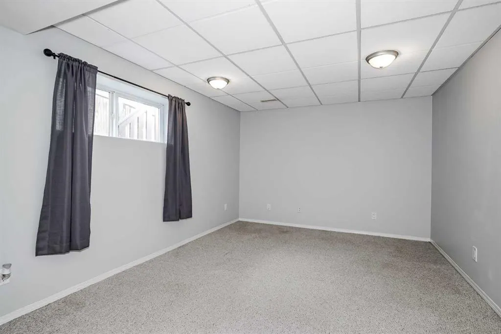 198 New Brighton Circle SE