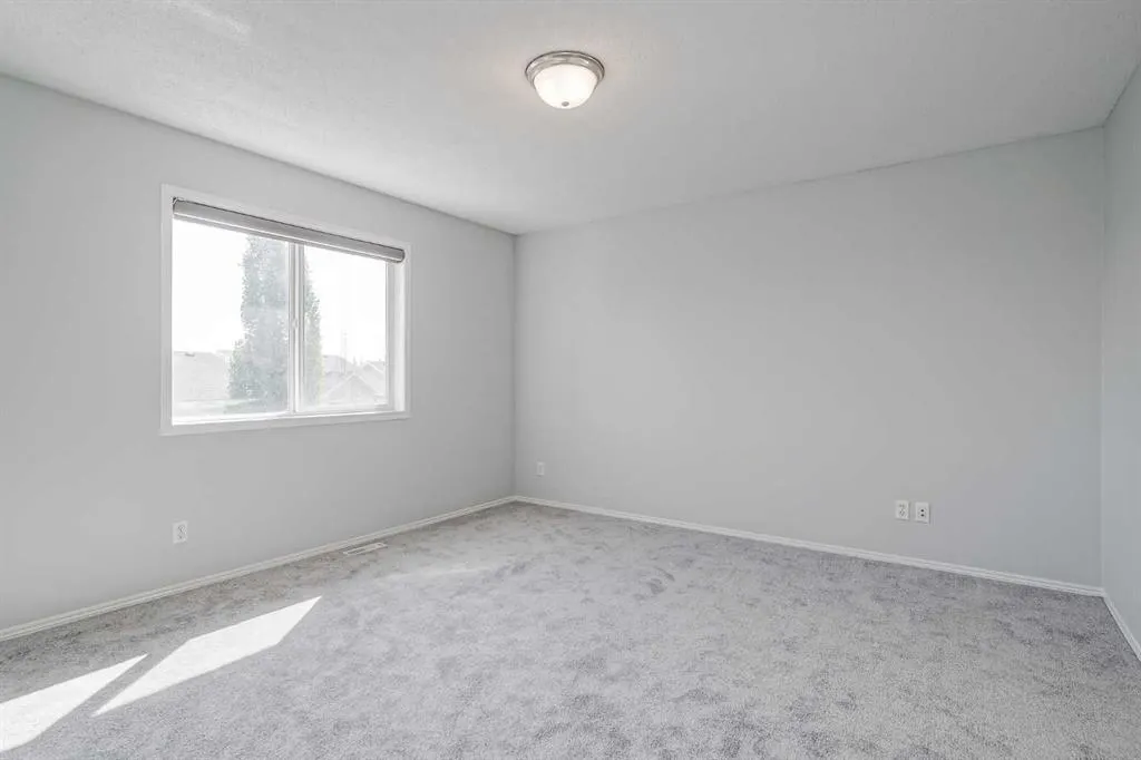 198 New Brighton Circle SE