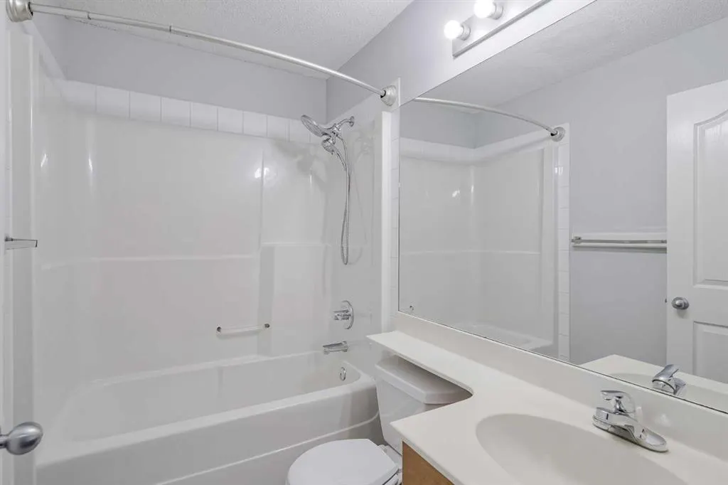 198 New Brighton Circle SE