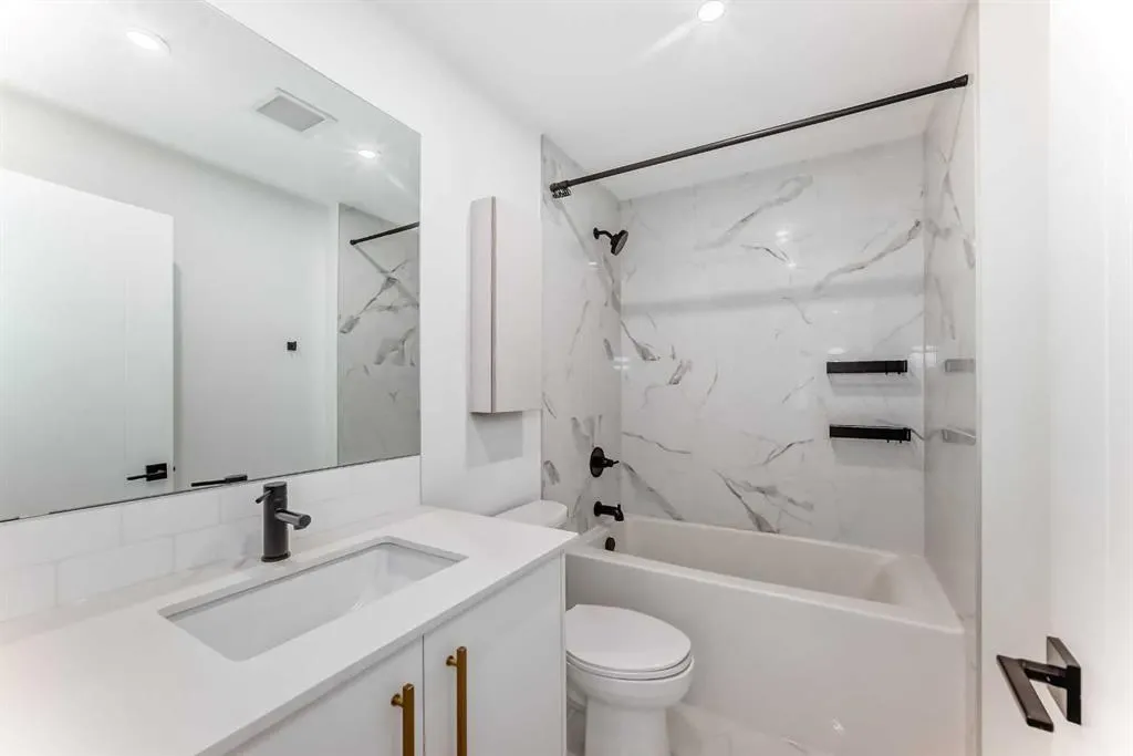 4275 Norford Avenue NW, #101