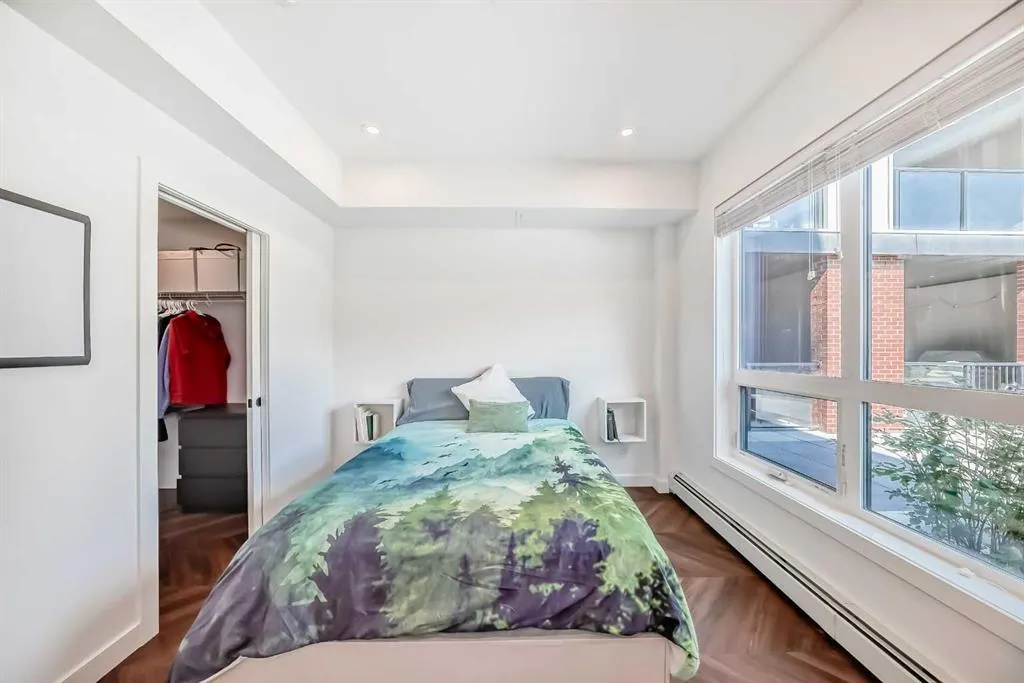 4275 Norford Avenue NW, #101