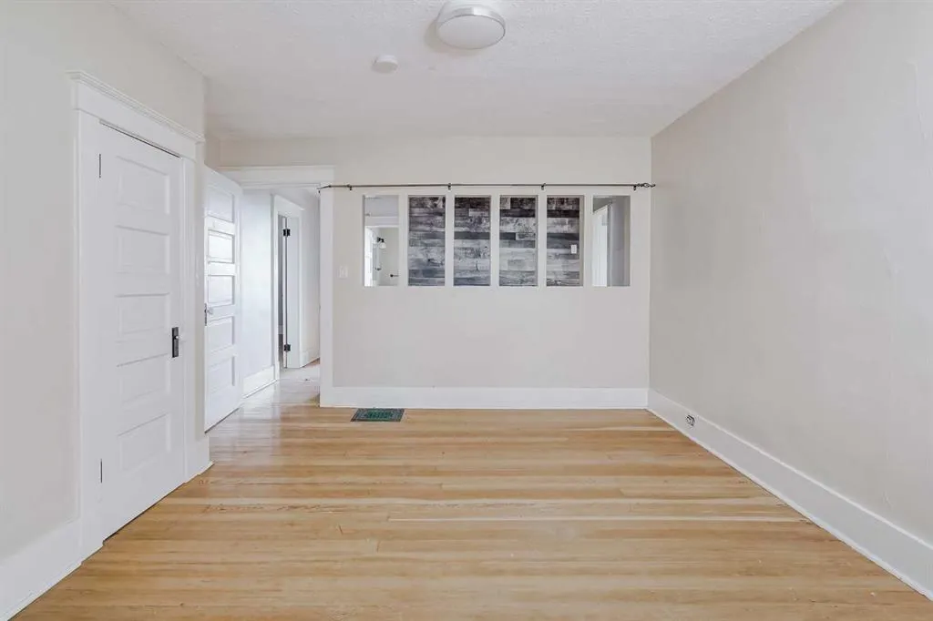 290053 96 Street E
