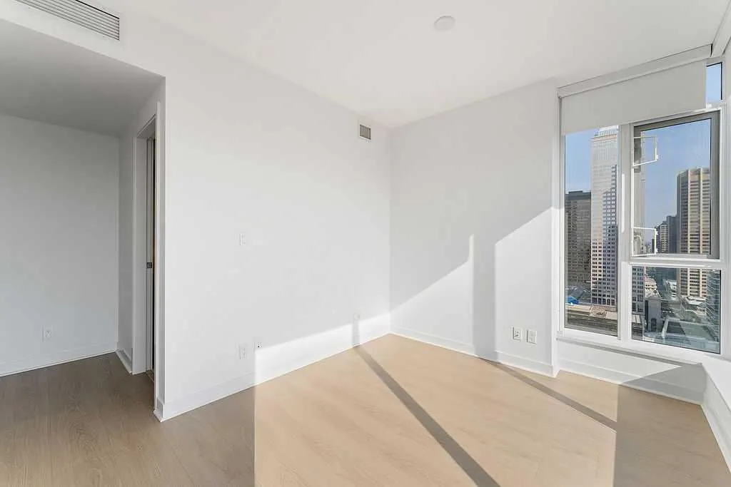 310 12 Avenue SW, #2705