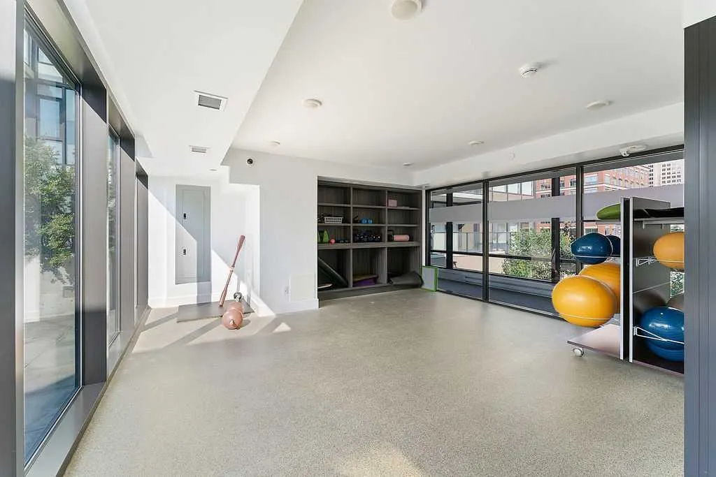 310 12 Avenue SW, #2705