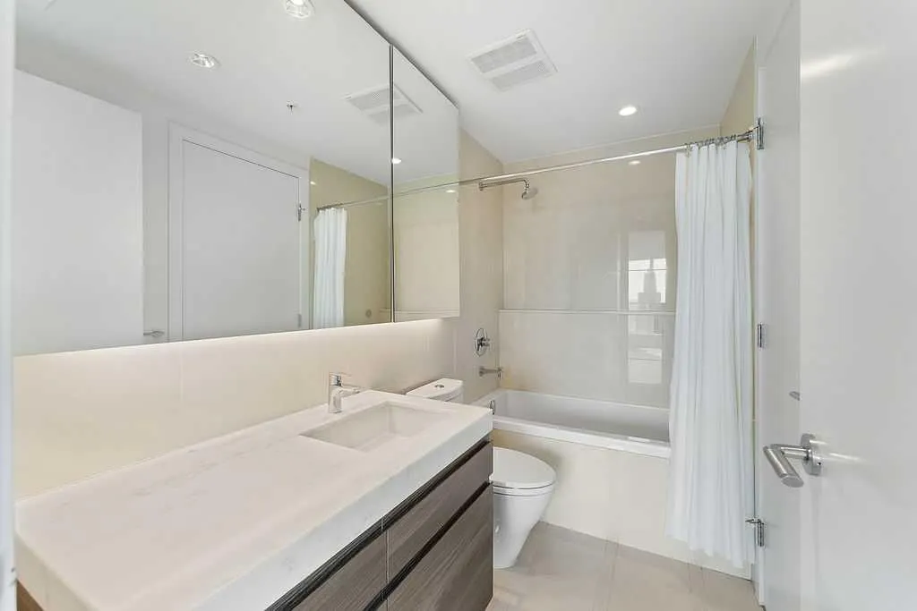 310 12 Avenue SW, #2705