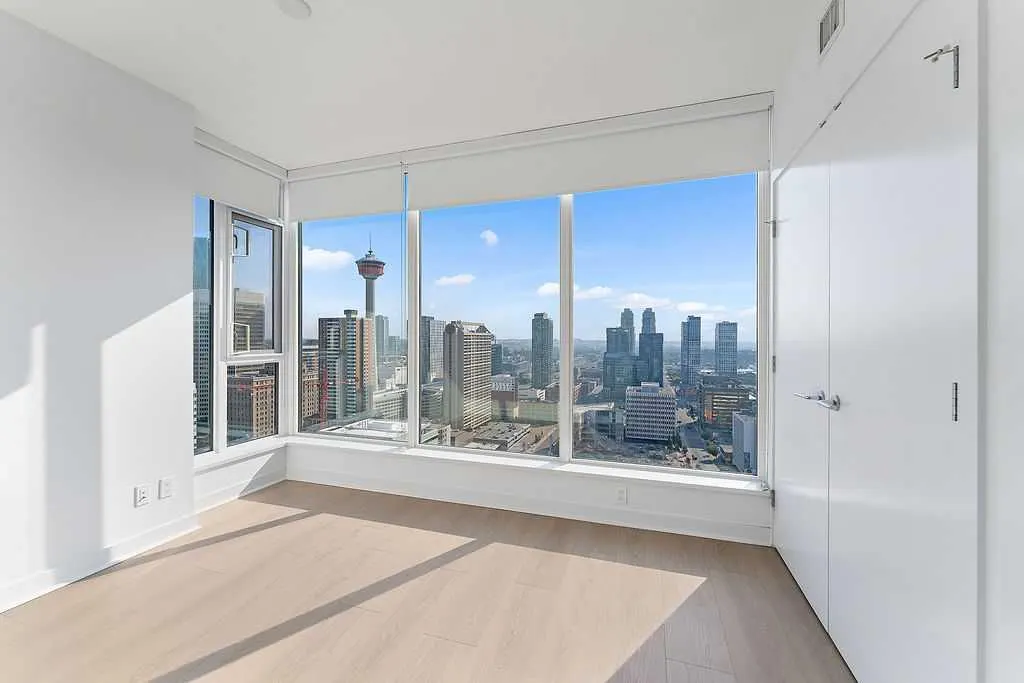 310 12 Avenue SW, #2705