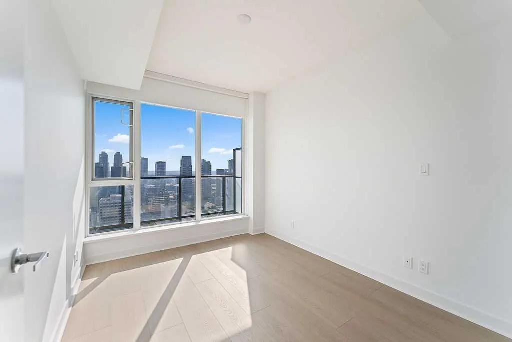 310 12 Avenue SW, #2705