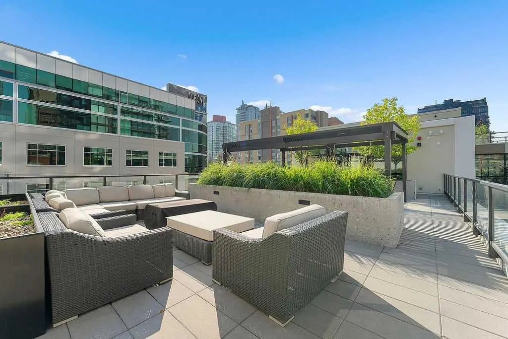 310 12 Avenue SW, #2705