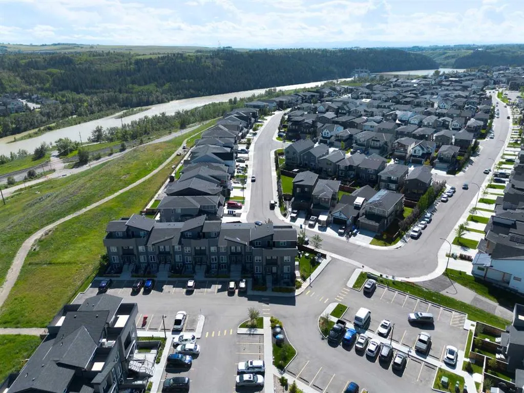 260 Rowley Way NW, #104
