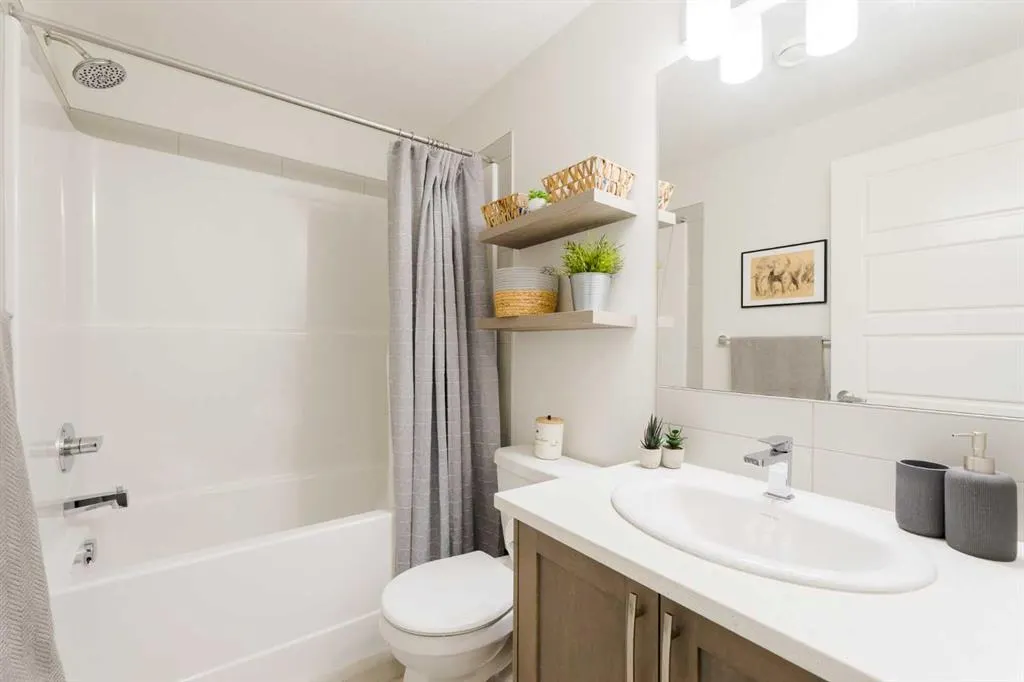 260 Rowley Way NW, #104