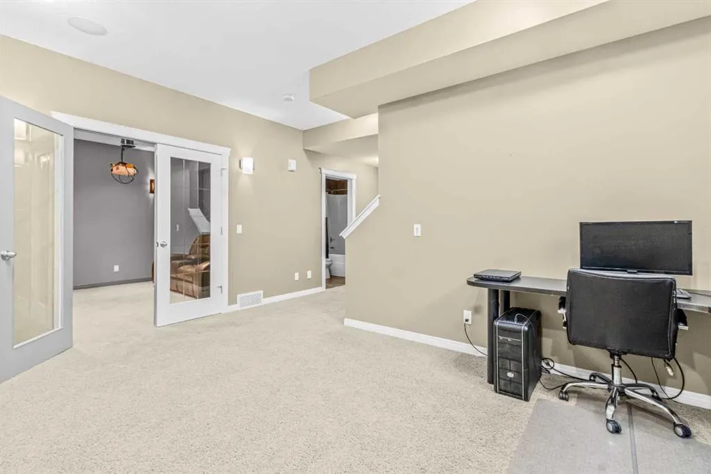 116 Willowmere Way