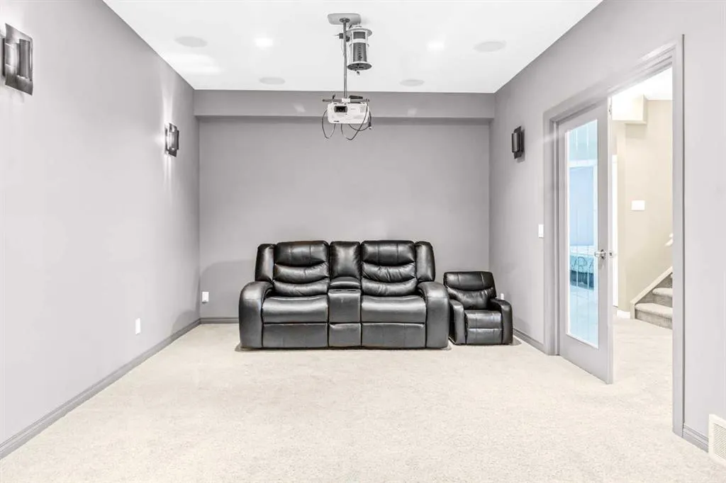 116 Willowmere Way