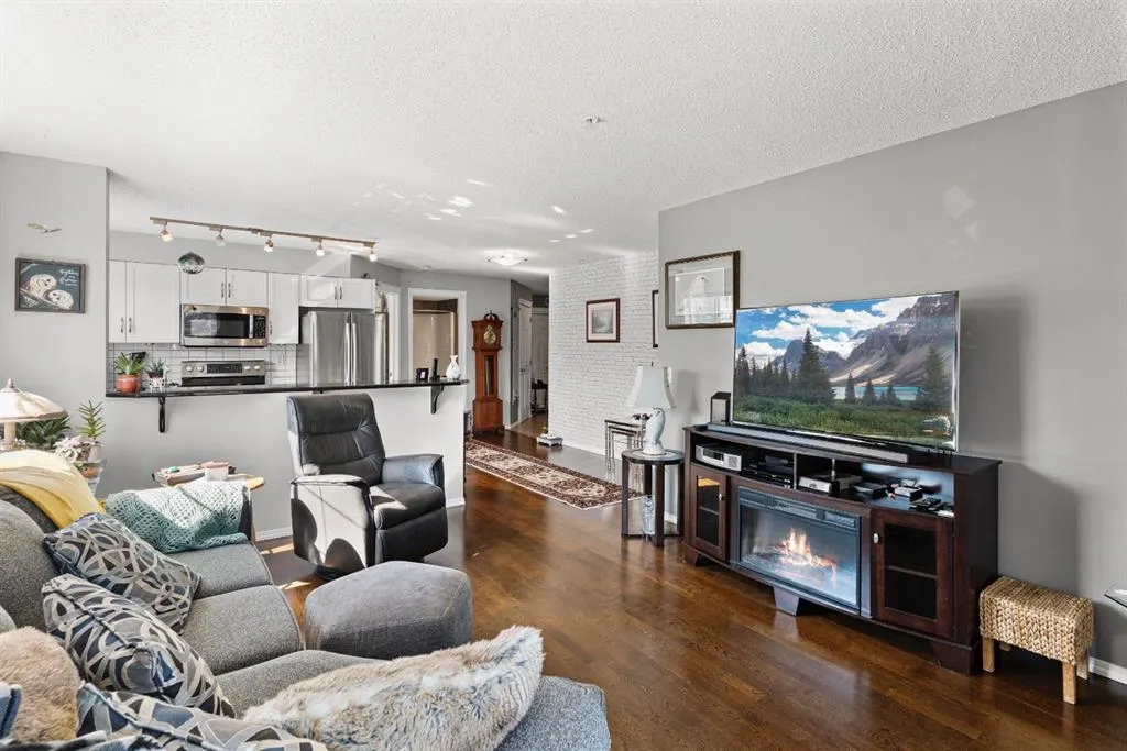 69 Country Village Manor NE, #5214
