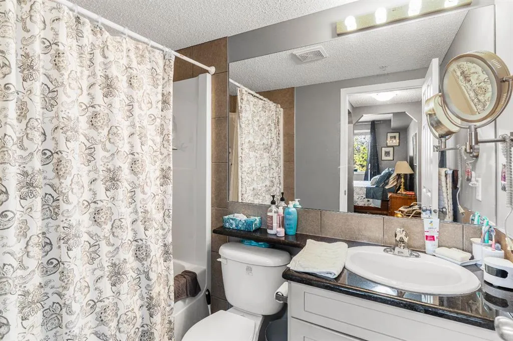 69 Country Village Manor NE, #5214