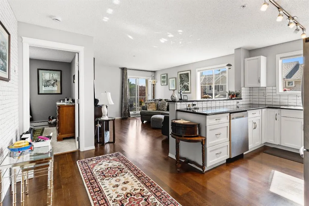 69 Country Village Manor NE, #5214