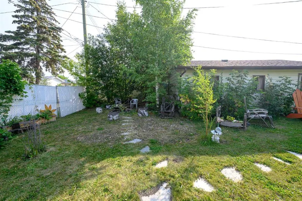 10230 112 Avenue