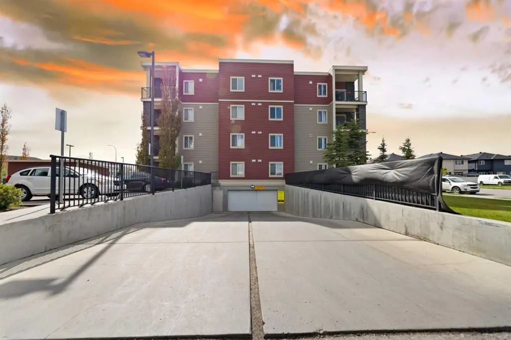 15 Saddlestone Way NE, #411