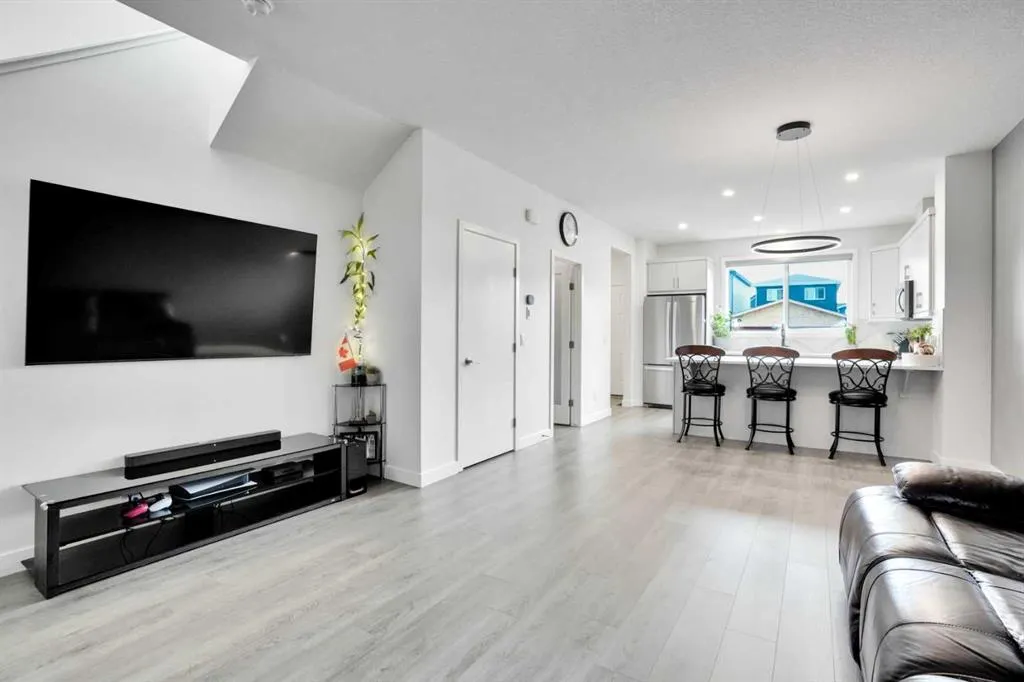 244 Cornerstone Grove NE
